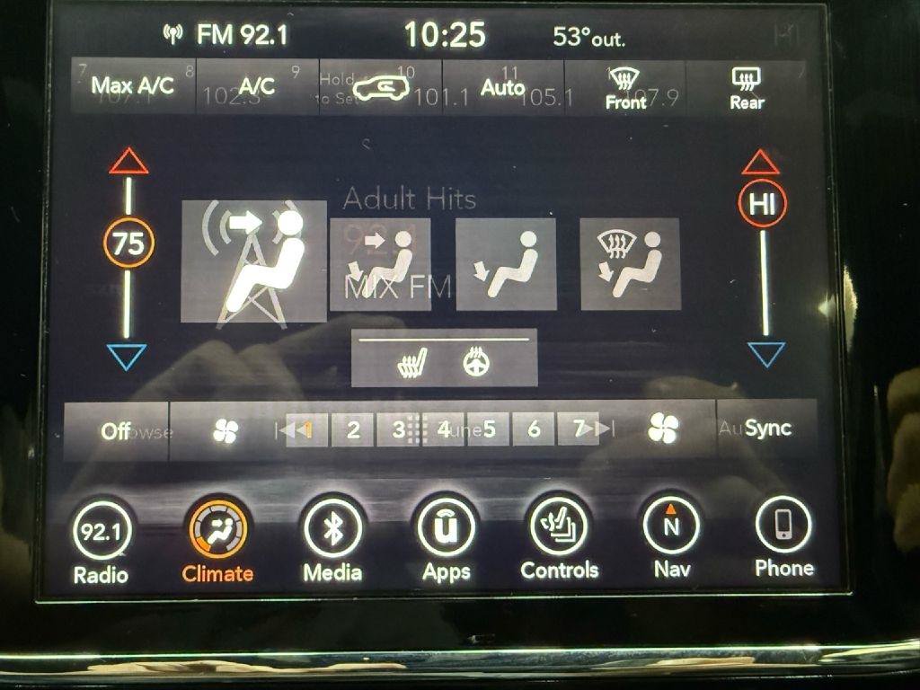 Used 2019 Jeep Grand Cherokee Altitude AWD/4WD image 18