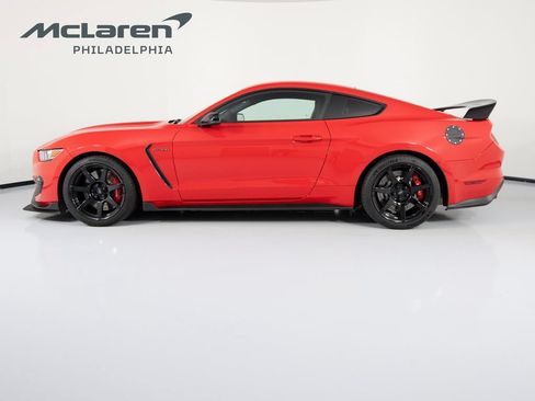 Used 2017 Ford Mustang Shelby GT350R RWD image 8
