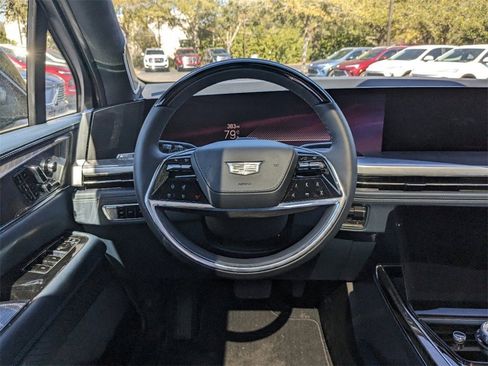 New 2025 Cadillac Escalade IQ Luxury 2 image 16