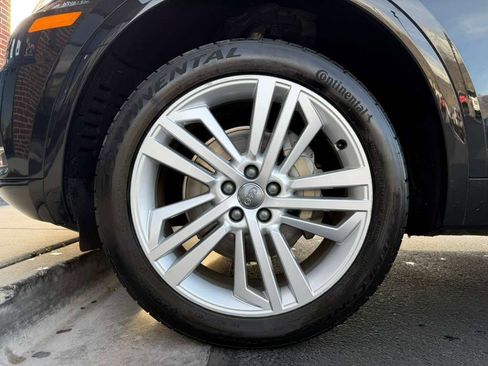 Used 2018 Audi Q5 2.0T Premium Plus w/ Premium Plus Package image 43