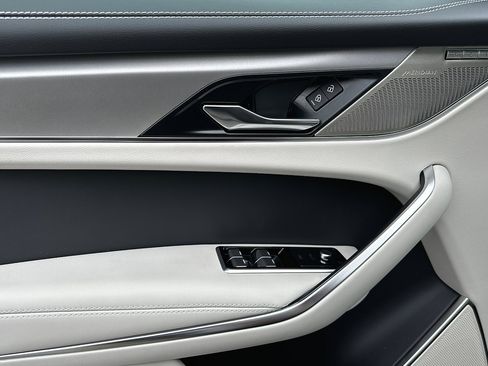 New 2024 Jaguar F-PACE R-Dynamic S image 10