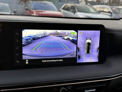 Certified 2025 Nissan Kicks SR w/ Illumination Package image 28