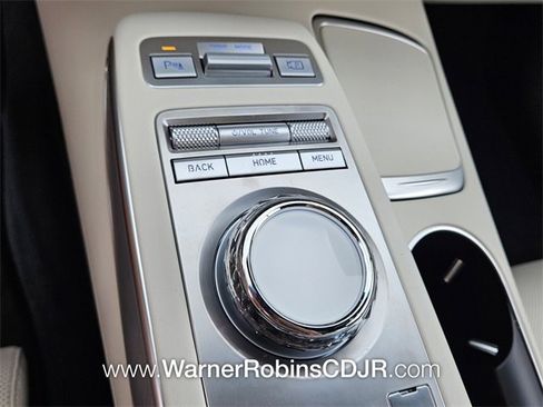 Used 2025 Genesis Electrified GV70 w/ Prestige Package image 25
