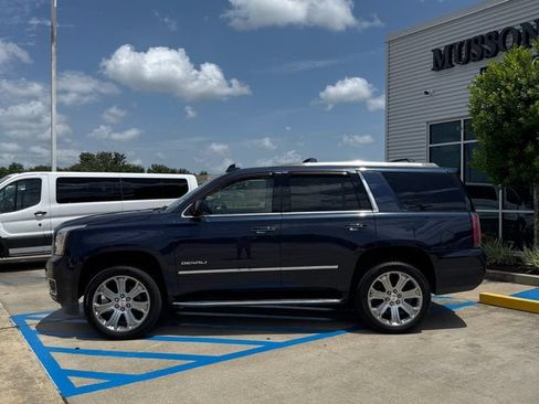 Used 2018 GMC Yukon Denali w/ Open Road Package AWD/4WD image 3