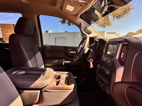 Used 2021 Chevrolet Silverado 1500 Custom image 29