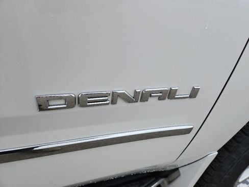 Certified 2016 GMC Yukon Denali w/ Open Road Package AWD/4WD image 44