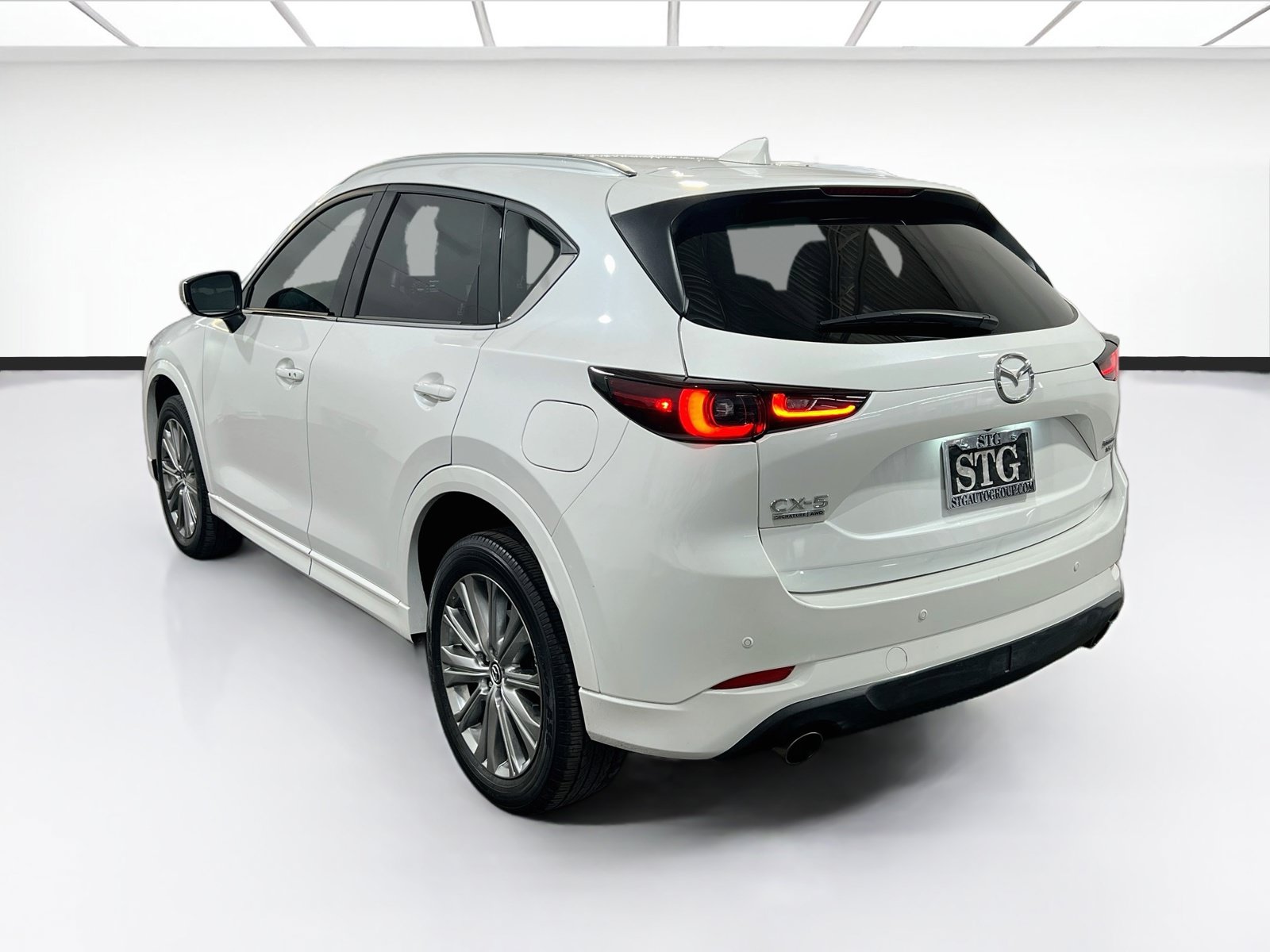 Used 2022 MAZDA CX-5 Signature AWD/4WD image 6