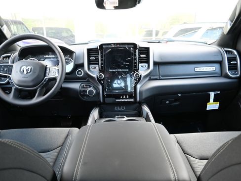 New 2026 RAM 1500 Big Horn AWD/4WD image 17