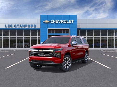 New 2025 Chevrolet Suburban Premier image 8