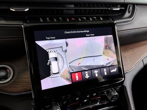 Certified 2023 Jeep Grand Cherokee L Summit w/ Advanced Protech Group IV image 32