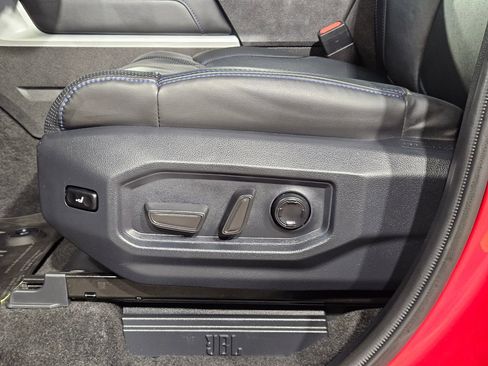 Certified 2025 Toyota Tundra Platinum AWD/4WD image 23