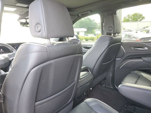 Used 2023 Cadillac Escalade Sport w/ LPO, ONYX Package AWD/4WD image 15