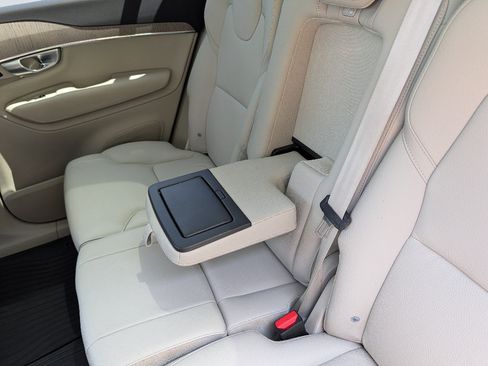 Used 2023 Volvo XC90 B6 Plus w/ Protection Package Premier AWD/4WD image 19
