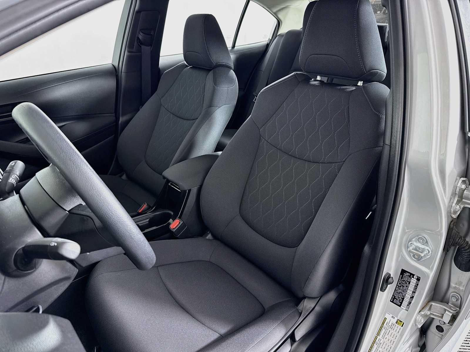 Used 2022 Toyota Corolla LE FWD image 10