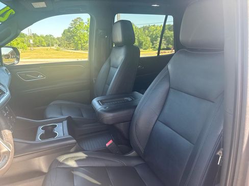 Used 2021 Chevrolet Tahoe Z71 w/ Luxury Package image 14