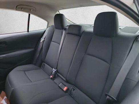 Used 2025 Toyota Corolla LE image 14