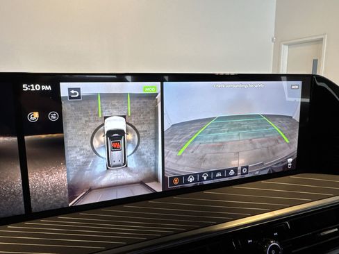 New 2026 INFINITI QX80 Autograph w/ Premium Cargo Package image 17