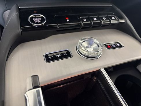New 2025 Lincoln Navigator L Reserve w/ Jet Appearance Package AWD/4WD image 45