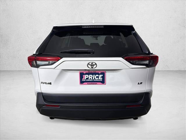 Used 2024 Toyota RAV4 LE FWD image 4