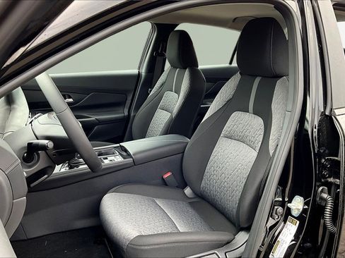 New 2026 Nissan Sentra SV FWD image 17