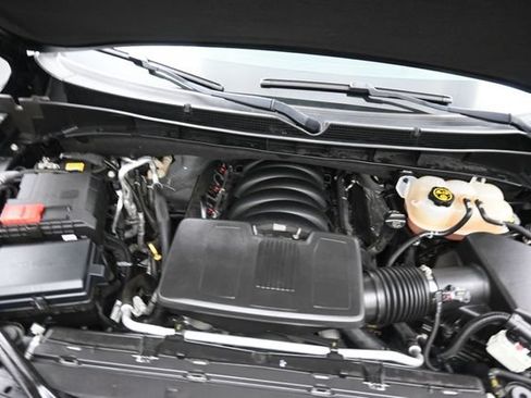 Certified 2023 GMC Yukon XL Denali AWD/4WD image 32