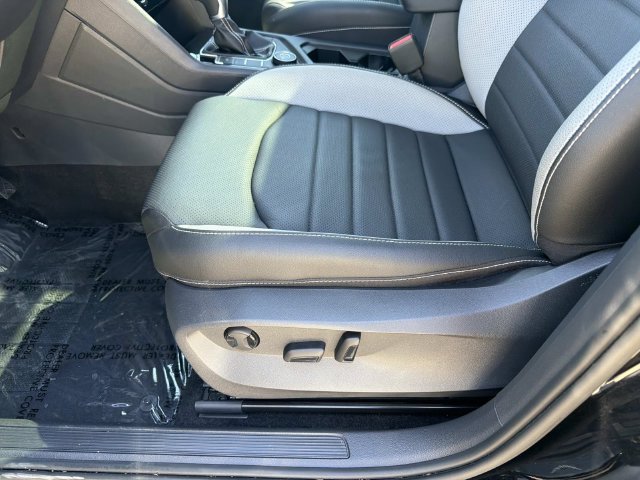 Certified 2023 Volkswagen Taos SEL AWD/4WD image 14