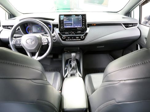 Used 2020 Toyota Corolla XSE image 16