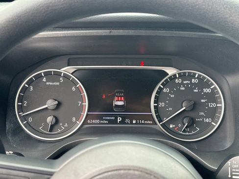 Used 2024 Nissan Rogue SV FWD image 40