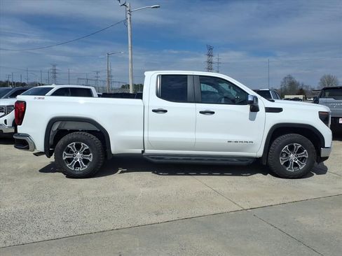 New 2026 GMC Sierra 1500 Pro w/ Pro Value Package AWD/4WD image 8