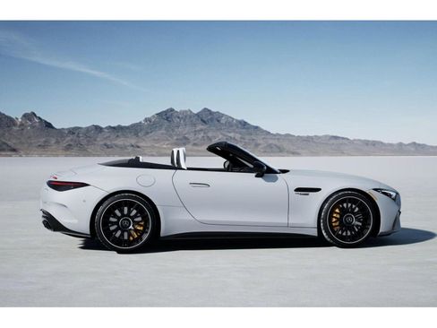 New 2026 Mercedes-Benz SL 63 AMG S e Performance 4MATIC image 18