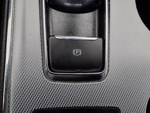 Used 2021 Ford Edge SEL w/ Convenience Package AWD/4WD image 8