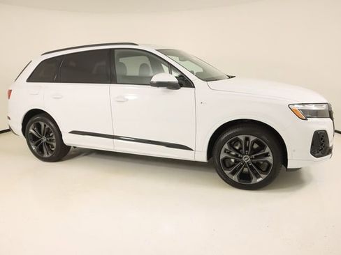 New 2026 Audi Q7 Premium Plus image 6