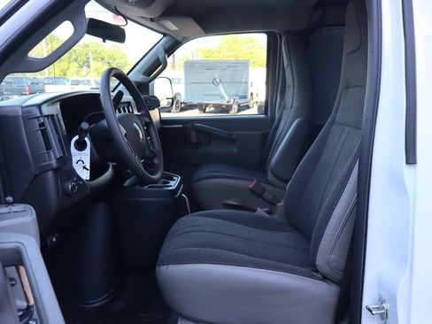 New 2026 Chevrolet Express 2500 Extended w/ Driver Convenience Package RWD image 9