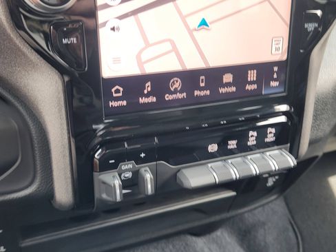 New 2026 RAM 3500 Tradesman AWD/4WD image 18