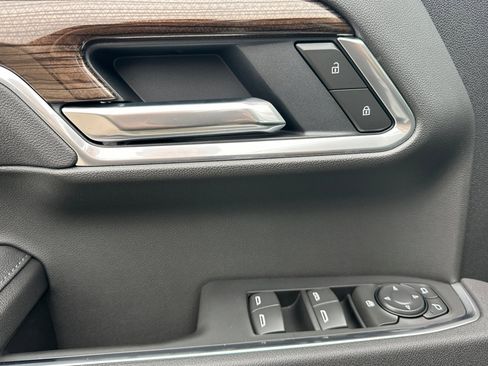 New 2025 Chevrolet Silverado 1500 LT image 11