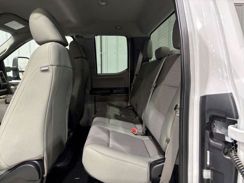 Used 2018 Ford F250 XL w/ Power Equipment Group AWD/4WD image 13