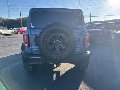 Used 2023 Ford Bronco Wildtrak image 6