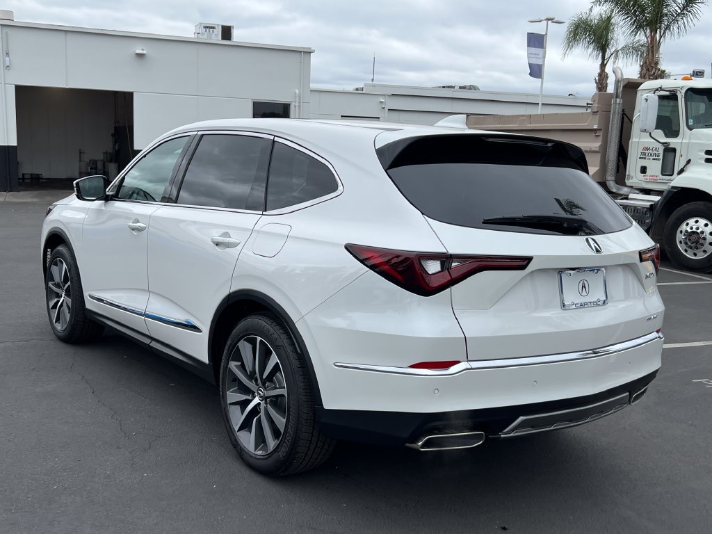 Used 2026 Acura MDX w/ Technology Package AWD/4WD image 9
