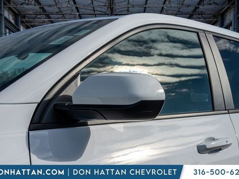 Used 2025 Chevrolet Equinox LT image 25