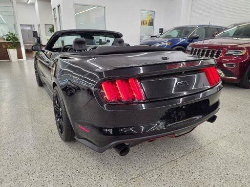 Used 2017 Ford Mustang GT Premium w/ Equipment Group 401A RWD image 12