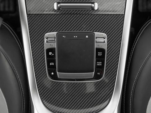 Used 2025 Mercedes-Benz G 63 AMG 4MATIC image 36