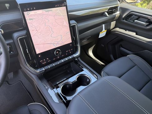 New 2026 GMC Yukon XL Elevation RWD image 34