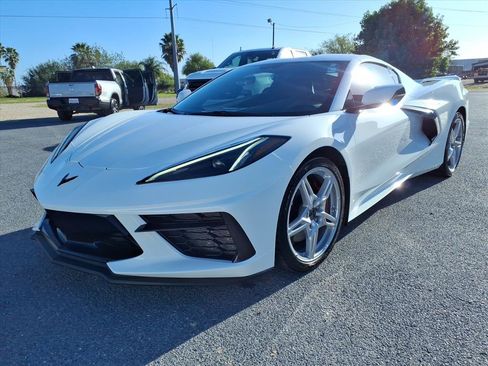 Used 2023 Chevrolet Corvette Stingray Coupe w/ Z51 Performance Package image 12