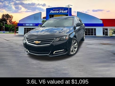 Used 2018 Chevrolet Impala LT FWD image 2