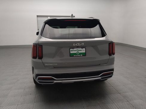 Used 2023 Kia Sorento EX w/ Panoramic Sunroof Package FWD image 6