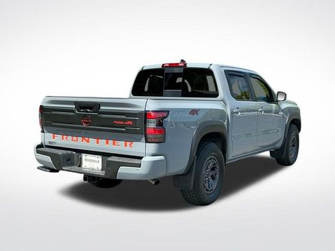 Used 2025 Nissan Frontier PRO-4X AWD/4WD image 6