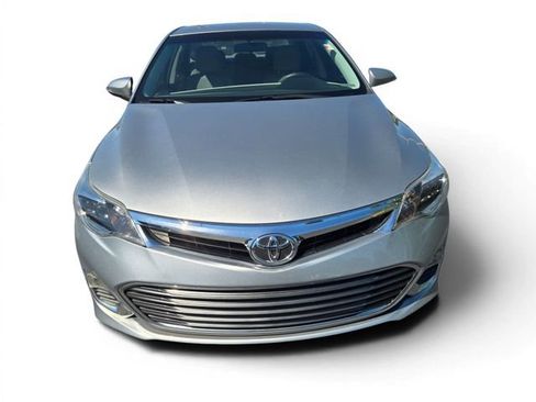 Used 2015 Toyota Avalon XLE FWD image 9