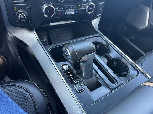 Certified 2022 Ford F150 Platinum w/ Equipment Group 701A High image 20