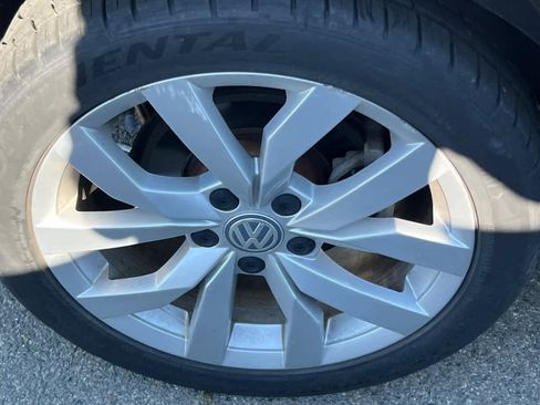 Used 2019 Volkswagen Golf SE w/ Driver Assistance Package image 13