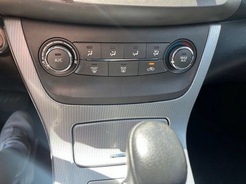 Used 2014 Nissan Sentra SR w/ SR Driver Package FWD image 30
